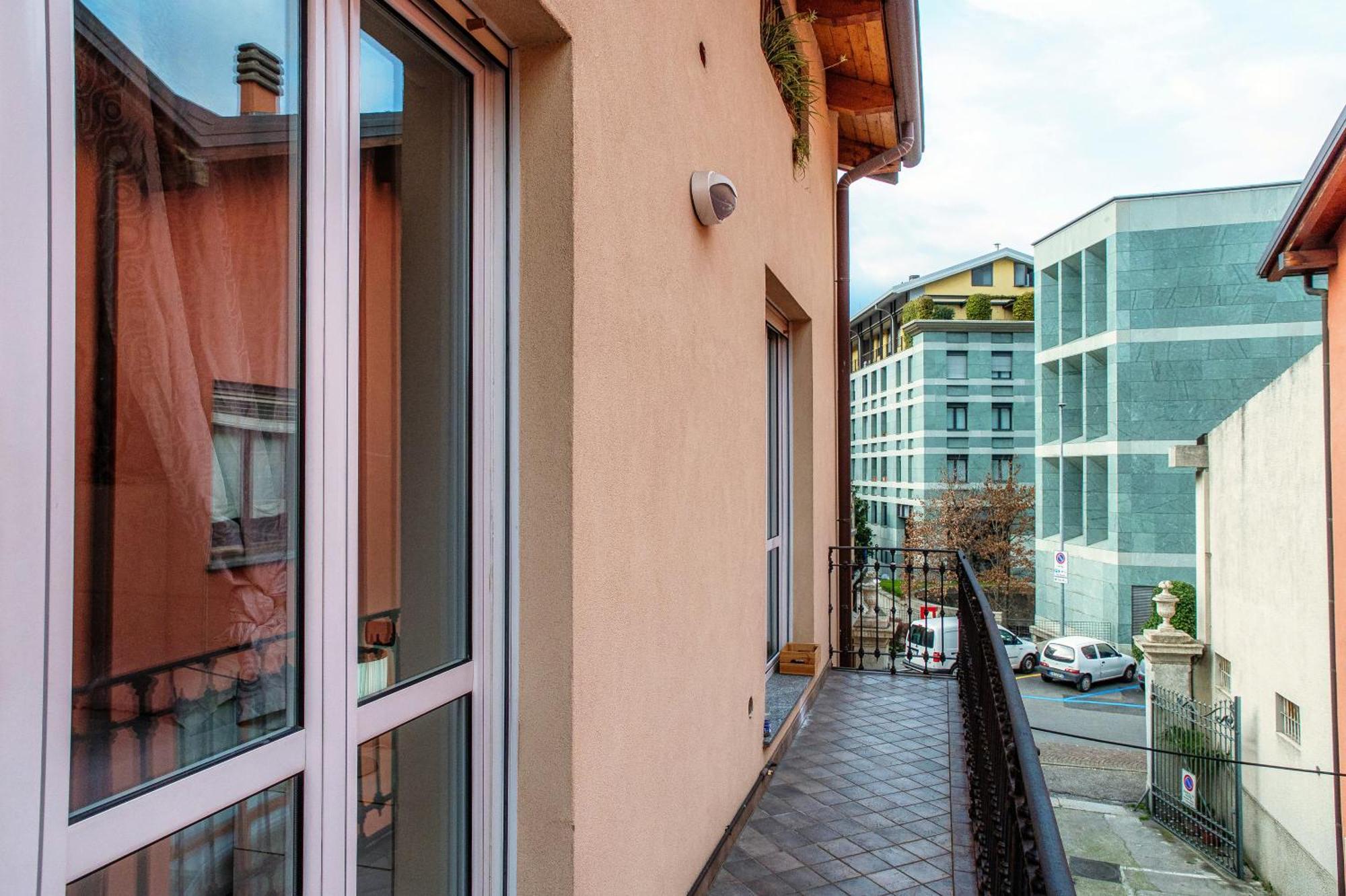 Rovelli House Lake Apartment *